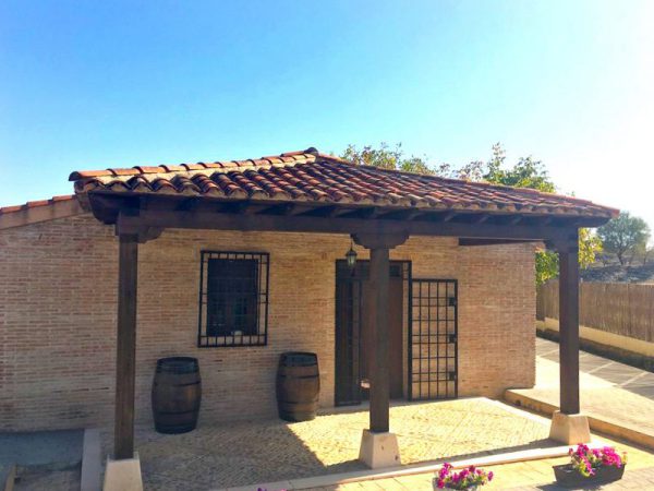 Andrés Morate Winery Colorful Wines